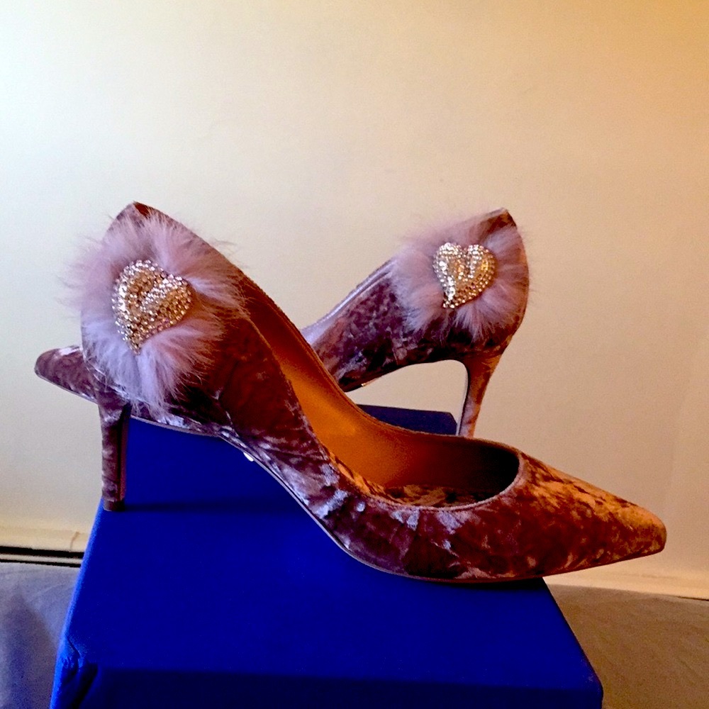 Aperlai Maxtroprosaa Crystal Pump Never Used